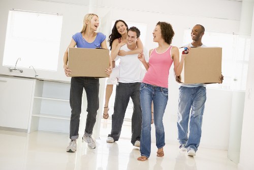 Local removal team handling household items in Thehyde