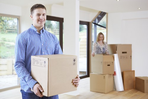 Careful moving and relocation support by Thehyde Removals
