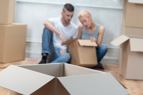 Local removal truck hire for moving furniture and boxes