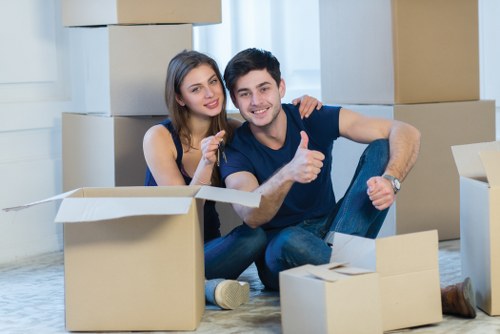 Checklist and moving supplies for planning a home removal in Thehyde